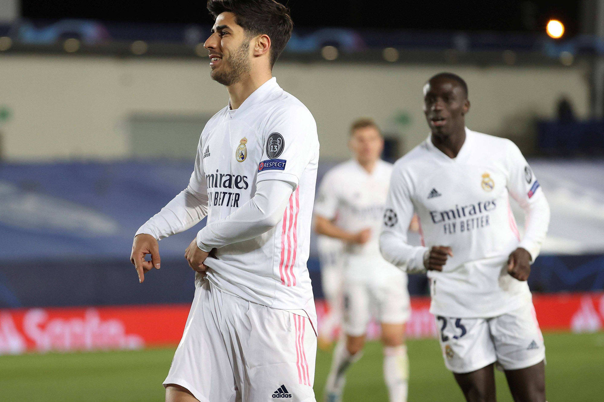 华体会在线入口 -门兴格拉德巴赫内部会议纪要流出——赛后豪取连胜，欧超杯使命明确，医务组通报恢复 