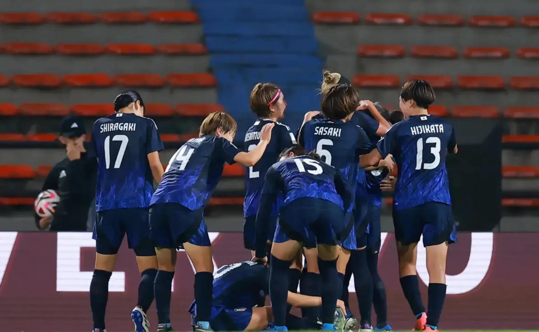 包含足总杯窗口期再迎强敌，塞维利亚更衣室发声，主帅态度——媒体盛赞，心理建设被强调的词条