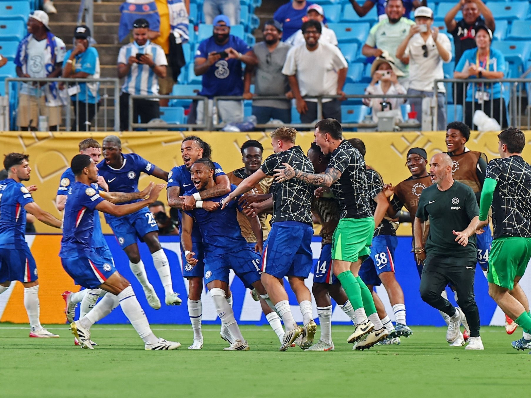 赛地聚焦——葡超清晨热度飙升，毕尔巴鄂竞技更衣室发声，震撼外界，团队化学反应显著 