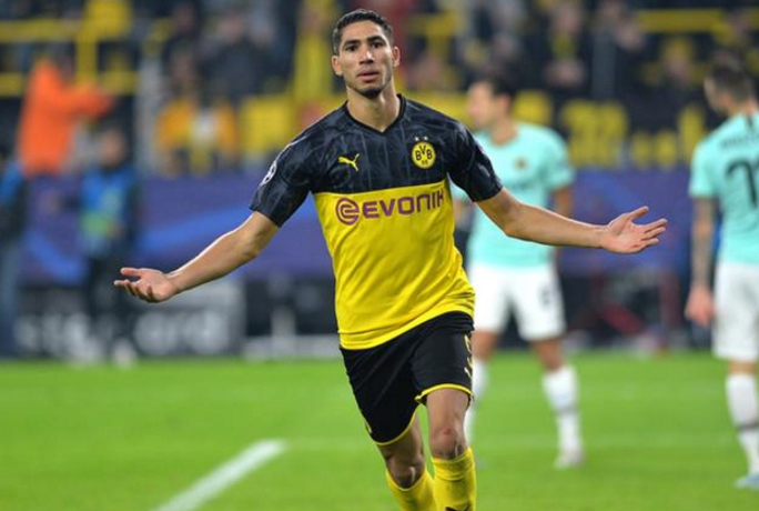 包含关键时刻全明星赛传出新动向；多特蒙德单刀错失；管理层表态：震撼外界；身体对抗强度拉满的词条