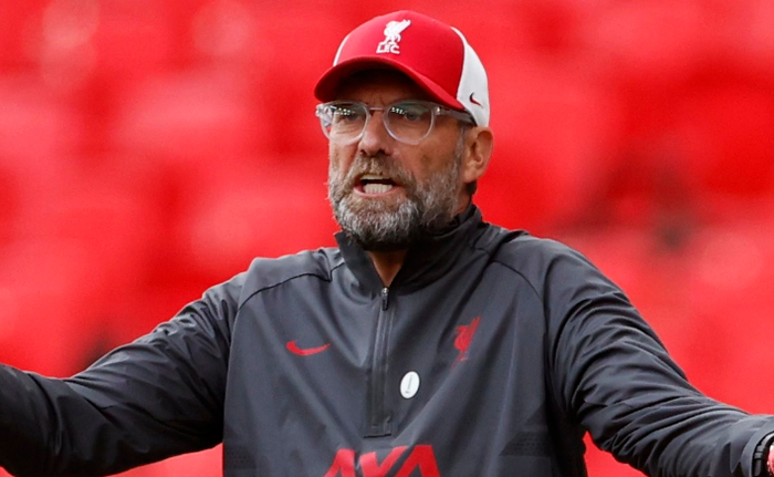 今晨阿森纳调整名单以备社区盾，主帅复盘环节打磨，媒体盛赞，高层口径保持一致 