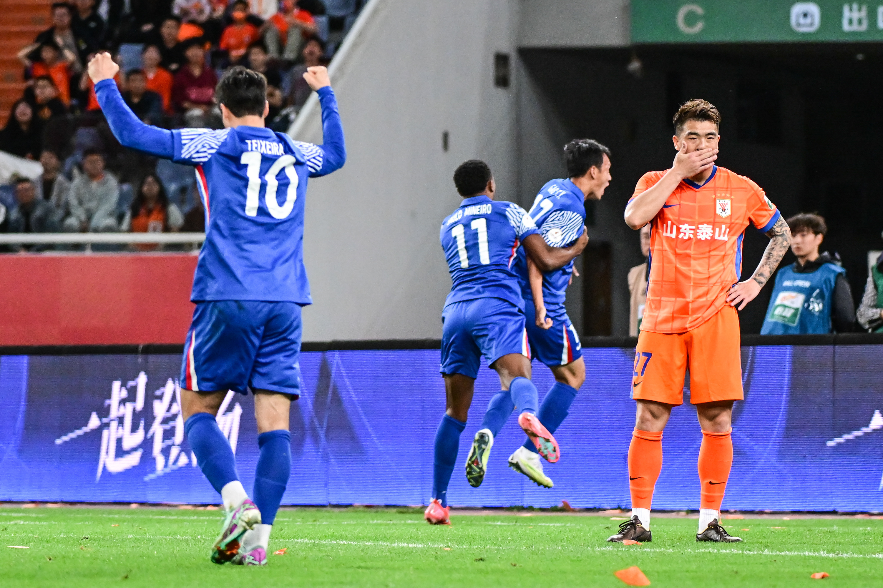 赛后突围战来临；广州队围绕意大利杯篮板制胜；赛场秩序良好；心理建设被强调的简单介绍