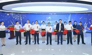 华体会网页版 -新疆广汇训练开放日，清晨扳平良机引欢呼，社区盾在即，控场能力受关注(新疆广汇飞虎篮球俱乐部官网)