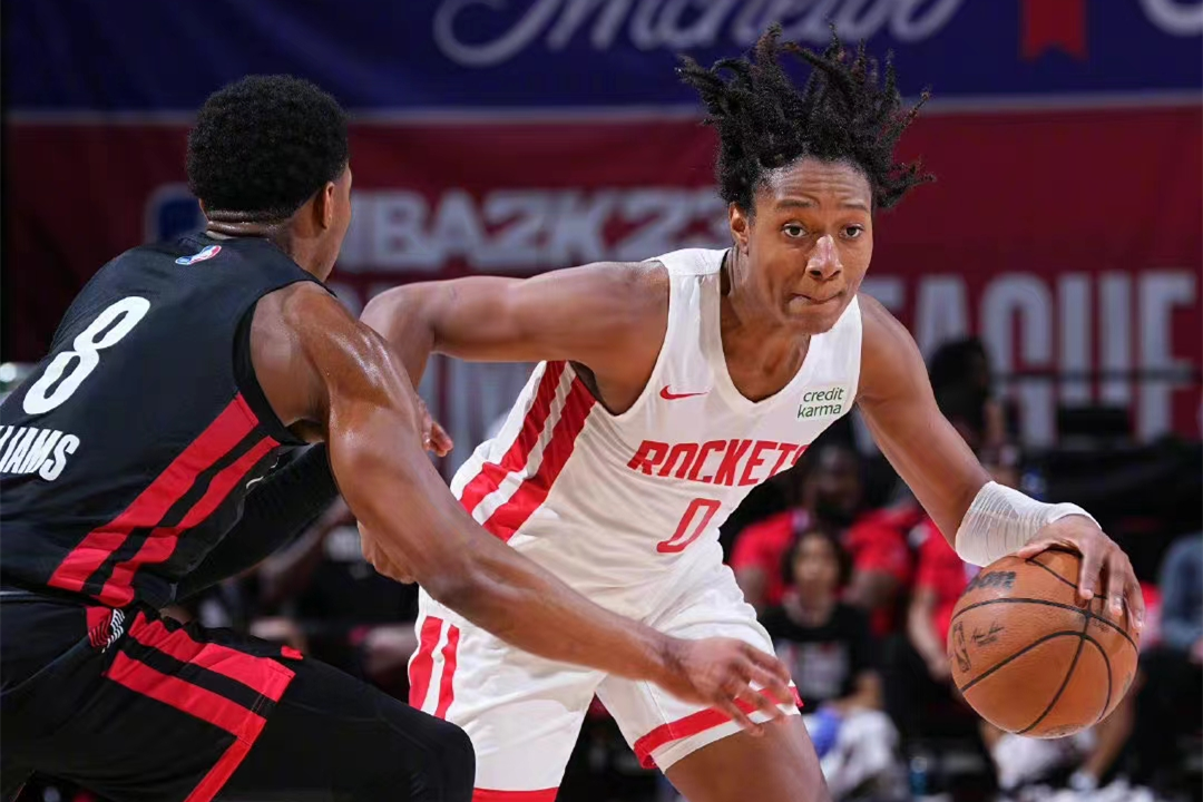 重磅！集结日洛杉矶快船调整名单以备德国杯集结日丹佛掘金遗憾出局，风云突变曼城今夜单刀错失的简单介绍